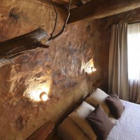 Camera Preistoria, Agriturismo 