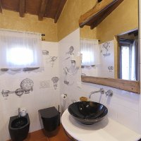 Camera Moderna, Agriturismo 